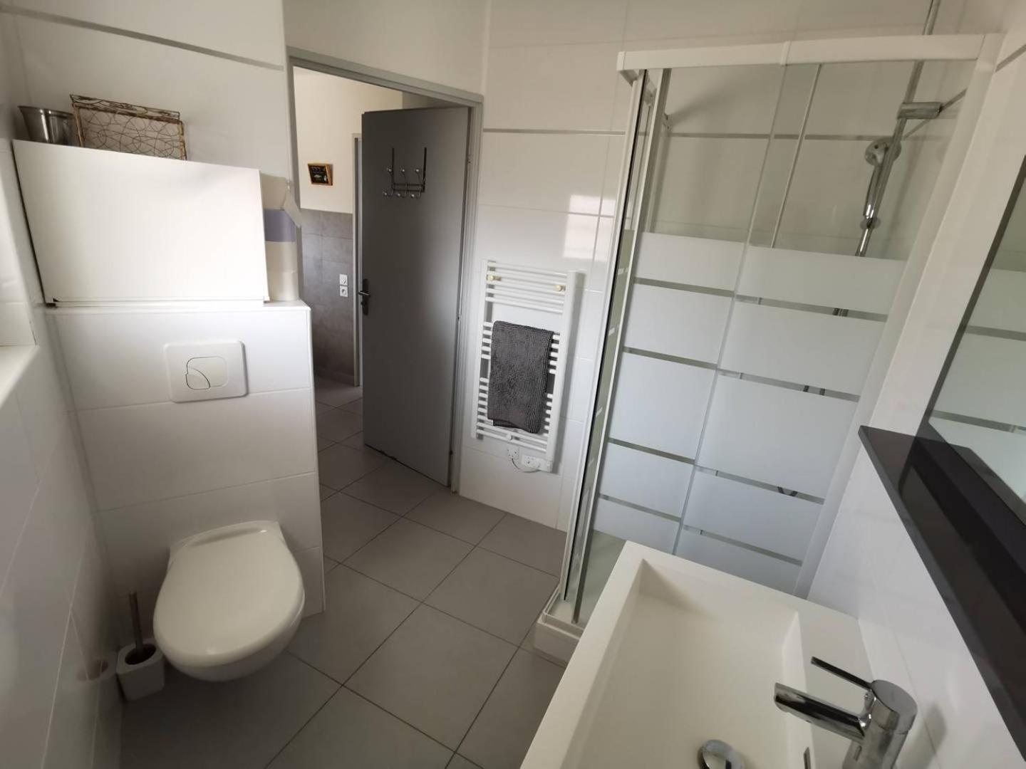 As18656 - Grand Studio Vue Mer, Direct Sur Plage Avec Parking Prive Le Grau-du-Roi Luaran gambar